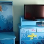 TV area in Finding Nemo Family Suite